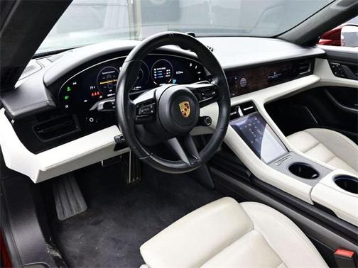 2021 Porsche Taycan Turbo