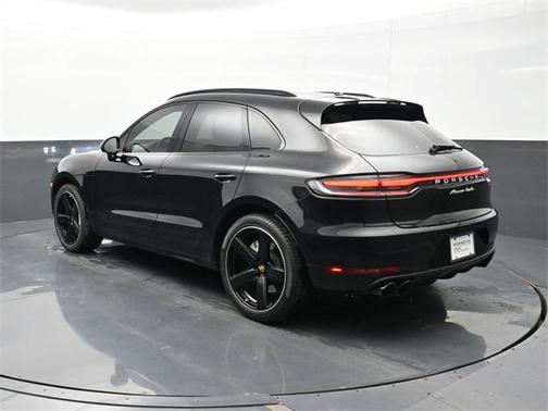 2021 Porsche Macan Turbo