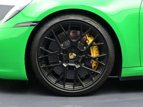2022 Porsche 911 Carrera GTS