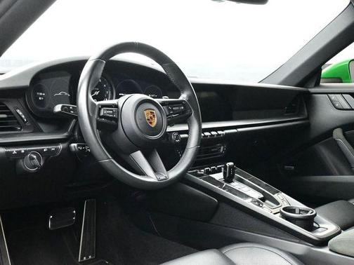 2022 Porsche 911 Carrera GTS