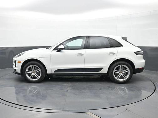 2021 Porsche Macan 