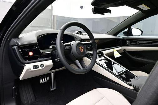 Jet Black 2026 Porsche Panamera GTS