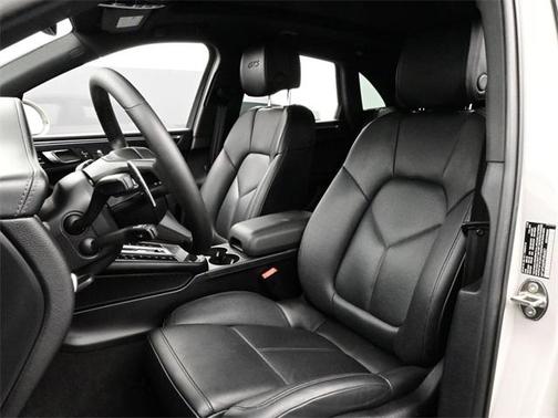 2023 Porsche Macan GTS