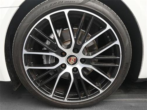 2021 Porsche Panamera 4