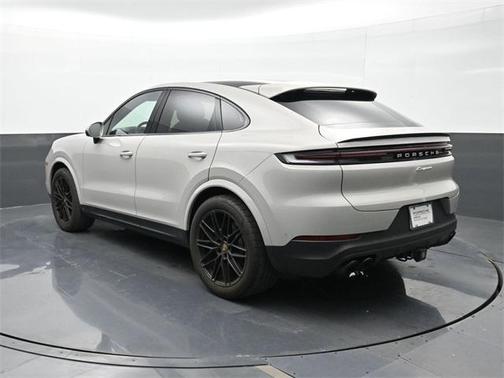 2024 Porsche Cayenne Base (Tiptronic)