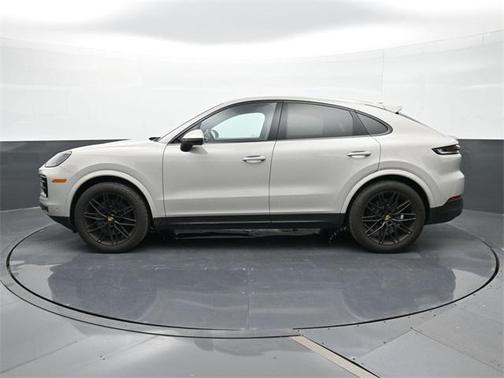2024 Porsche Cayenne Base (Tiptronic)