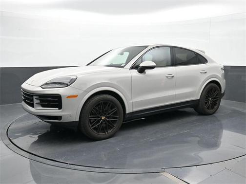 2024 Porsche Cayenne Base (Tiptronic)