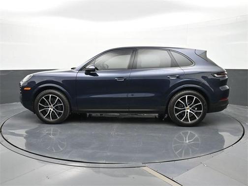 2024 Porsche Cayenne Base (Tiptronic)