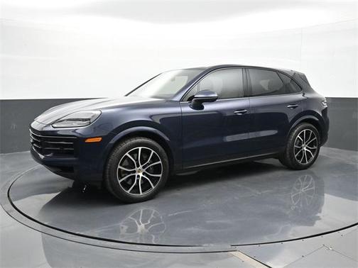 2024 Porsche Cayenne Base (Tiptronic)