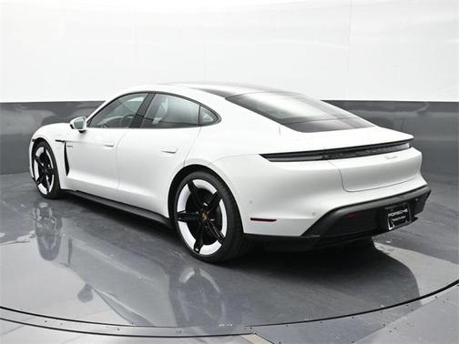 2025 Porsche Taycan 4