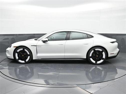 2025 Porsche Taycan 4