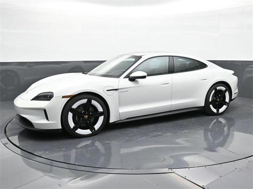 2025 Porsche Taycan 4