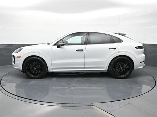 2026 Porsche Cayenne GTS