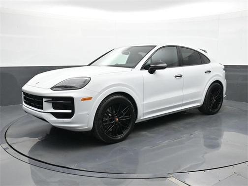2026 Porsche Cayenne GTS