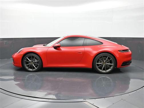 2021 Porsche 911 Carrera