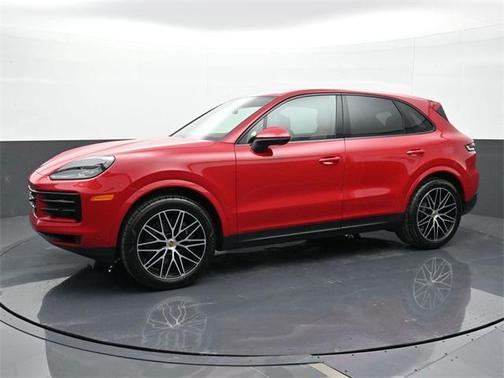 2024 Porsche Cayenne Base (Tiptronic)