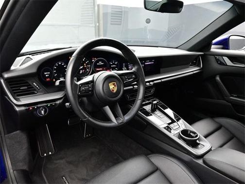 2021 Porsche 911 Carrera