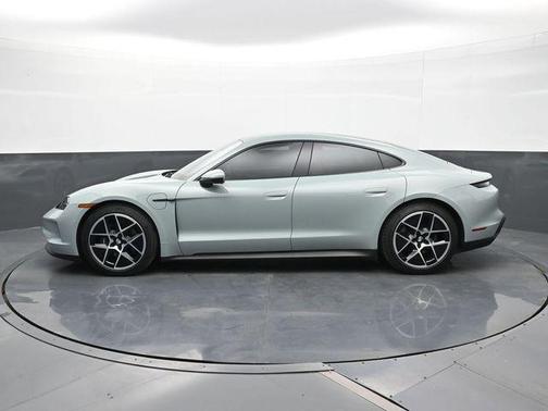 2025 Porsche Taycan 4