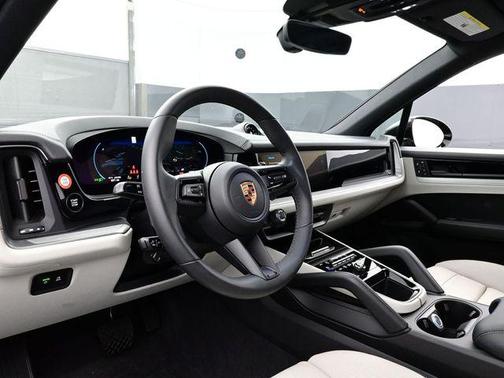 2025 Porsche Cayenne Cayenne E-Hybrid