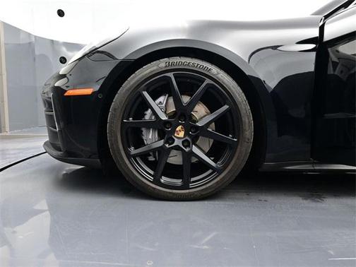 2024 Porsche Panamera 