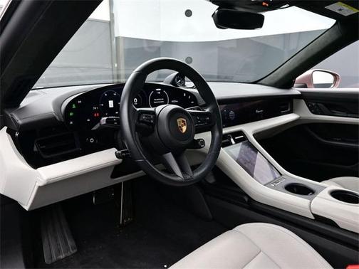 2023 Porsche Taycan GTS