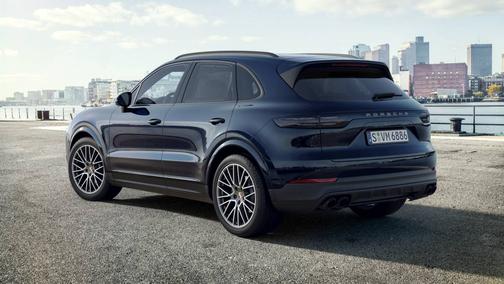 2023 Porsche Cayenne 