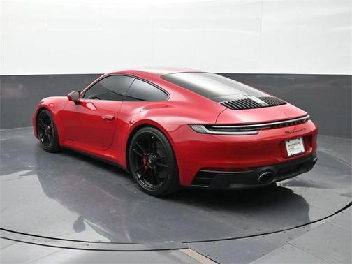 2022 Porsche 911 Carrera GTS
