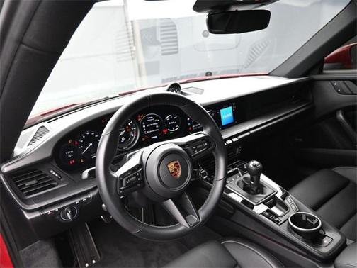 2022 Porsche 911 Carrera GTS