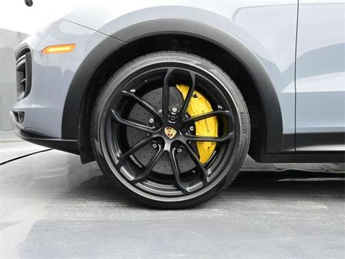 2023 Porsche Cayenne Turbo GT