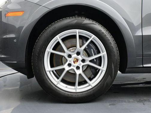 2025 Porsche Cayenne Cayenne E-Hybrid