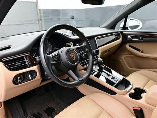 2022 Porsche Macan S