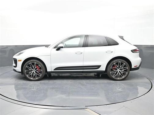 2022 Porsche Macan S