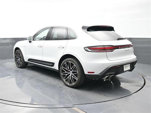 2022 Porsche Macan S