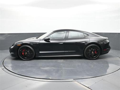 2026 Porsche Taycan 4S