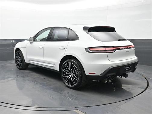 2026 Porsche Macan 