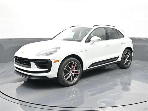 2022 Porsche Macan S