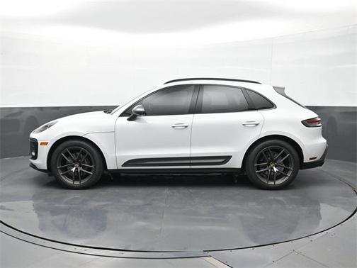 2023 Porsche Macan T