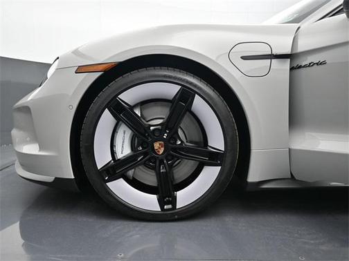 2025 Porsche Taycan 4S