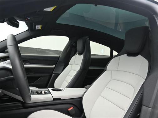 2025 Porsche Taycan 4S