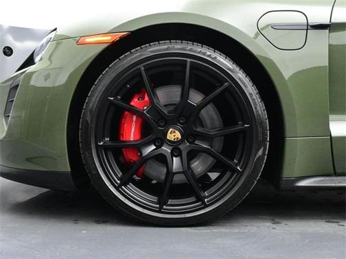 2023 Porsche Taycan GTS