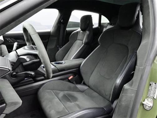 2023 Porsche Taycan GTS