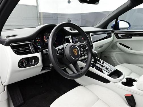 2024 Porsche Macan S