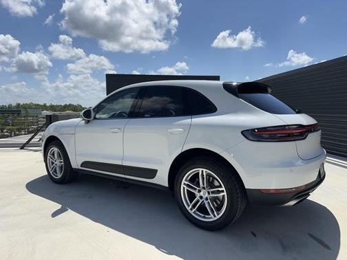 2021 Porsche Macan 