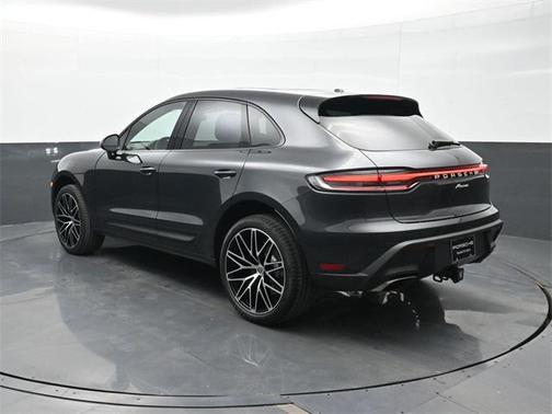 2026 Porsche Macan 