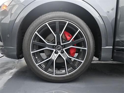 2023 Audi Q8 55 Prestige