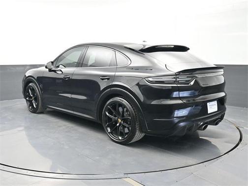 2022 Porsche Cayenne Turbo GT