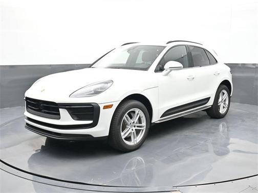 2023 Porsche Macan 