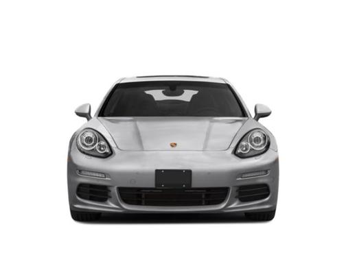 2015 Porsche Panamera 4