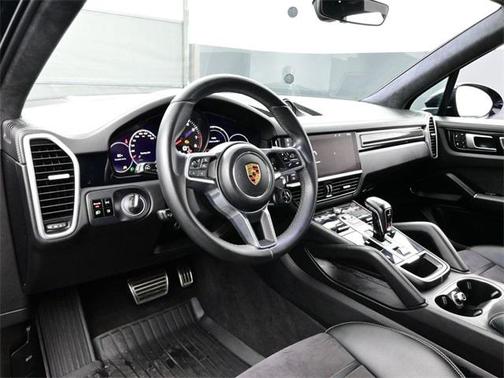 2021 Porsche Cayenne GTS