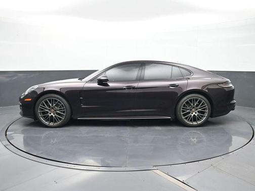 Amethyst Metallic 2023 Porsche Panamera 4 Platinum Edition